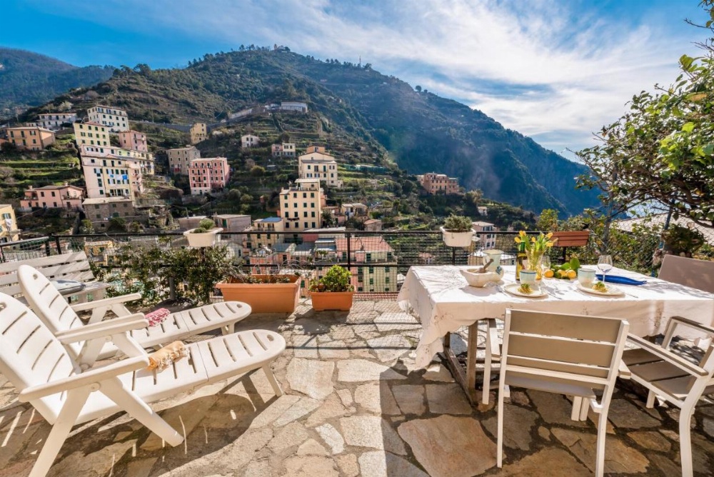 Villino Caterina House: big terrace seaview